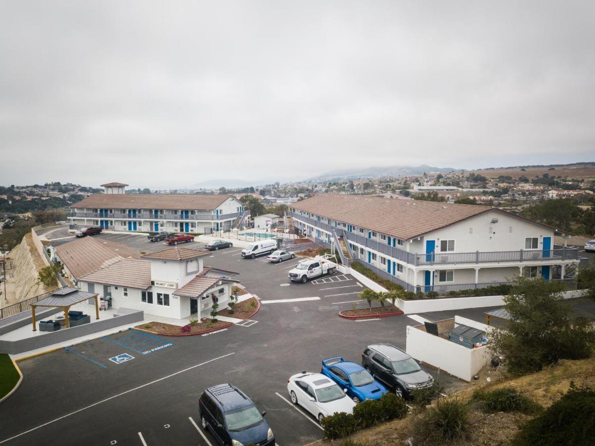 Days Inn By Wyndham Arroyo Grande Pismo Beach エクステリア 写真