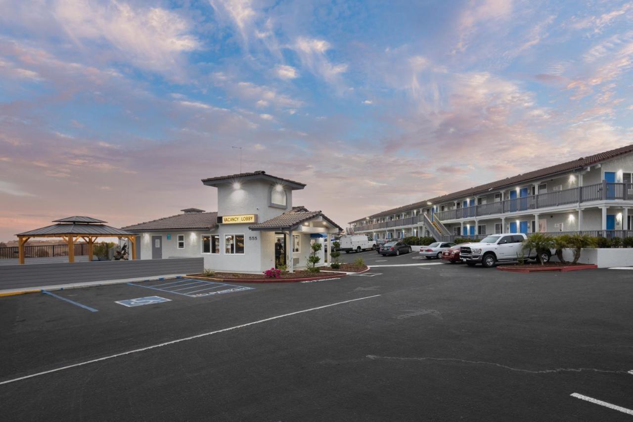 Days Inn By Wyndham Arroyo Grande Pismo Beach エクステリア 写真