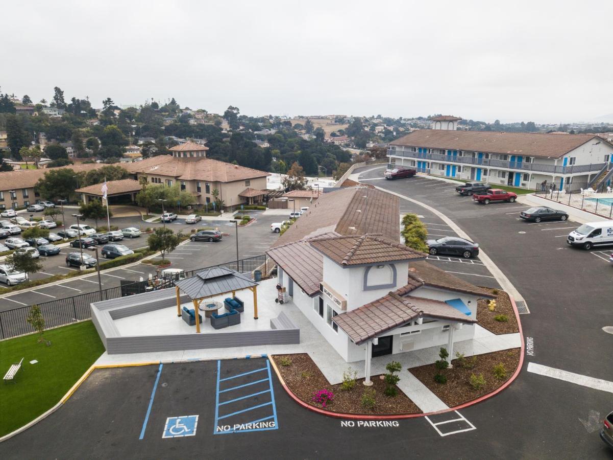 Days Inn By Wyndham Arroyo Grande Pismo Beach エクステリア 写真