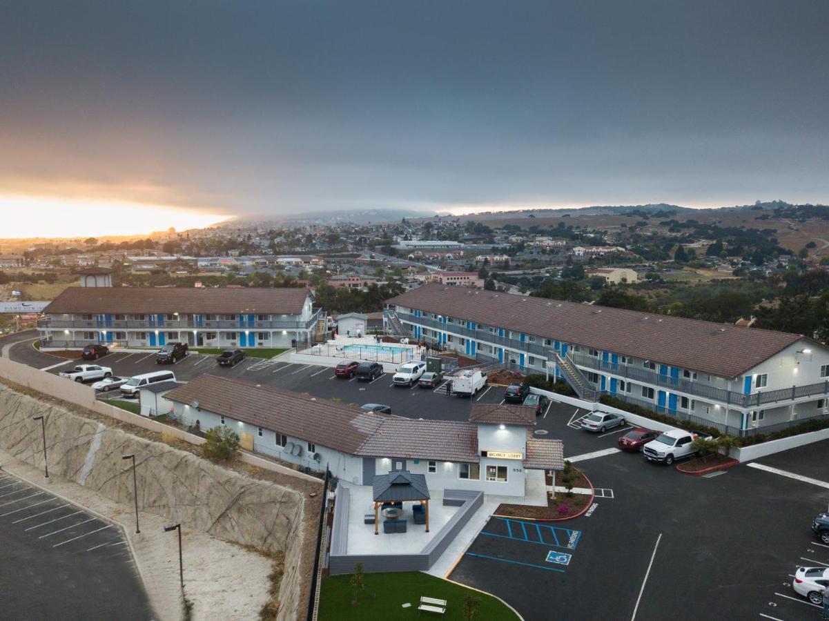 Days Inn By Wyndham Arroyo Grande Pismo Beach エクステリア 写真