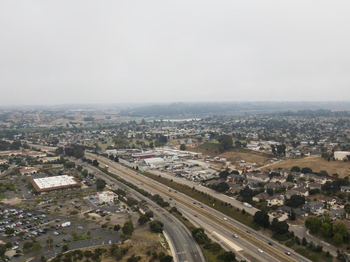 Days Inn By Wyndham Arroyo Grande Pismo Beach エクステリア 写真