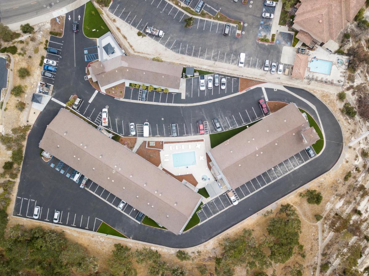 Days Inn By Wyndham Arroyo Grande Pismo Beach エクステリア 写真