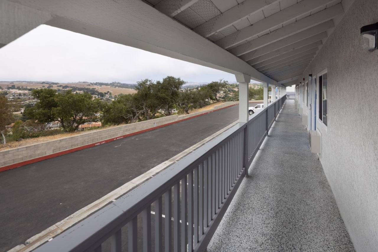 Days Inn By Wyndham Arroyo Grande Pismo Beach エクステリア 写真