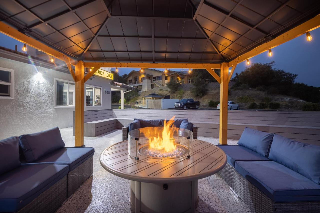 Days Inn By Wyndham Arroyo Grande Pismo Beach エクステリア 写真