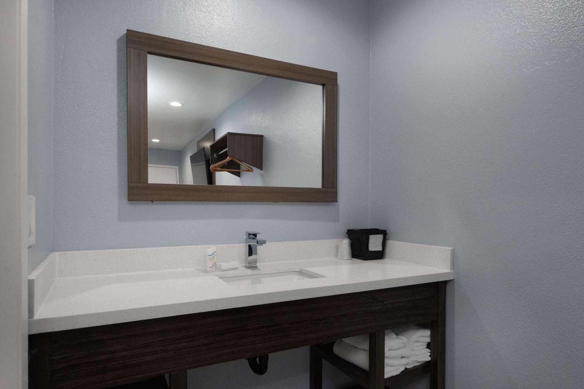 Days Inn By Wyndham Arroyo Grande Pismo Beach エクステリア 写真